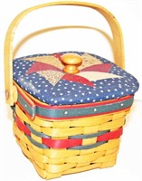 1998 Woven Traditions Handled Basket w/ Liner