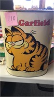 Garfield metal trash can