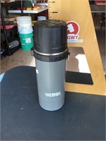 The Thermos Co Thermos Vacuum Bottle