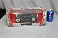1:18 1932 Ford 3-Window Coupe