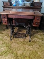 Antique Singer Sewing Machine Cabinet