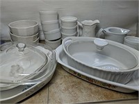 22 Piece Collection of Bakeware and Serving Items