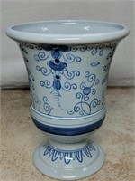 Williamsburg Restorations Delft Blue Urn Vase