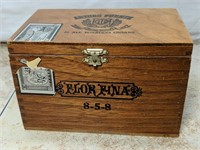 Arturo Fuentes Antique Cigar Box w/Tax Stamps