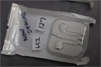 Genuine iPhone Earbuds-Sealed