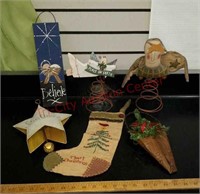 Christmas tree toppers and decor