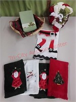 Holiday towels