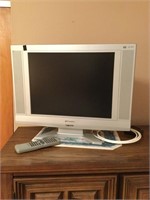 Emerson 20 inch flat screen TV with remote