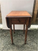 Nice early one drawer tilt top table small size
