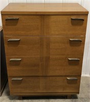 4 Drawer Chest Dresser, measures 32in x 19in x