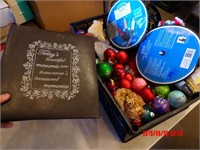 BOX CHRISTMAS ORNIMENTS