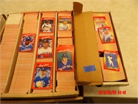BOX BASEBALL TRADING CARDS