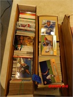 BOX TRADING CARDS