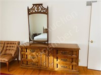 dresser by pepplers with one mirror