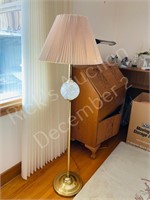 floor lamp with pinwheel crystal ball