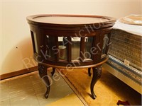 drum style table with removable serving tray