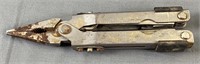 GERBER Multi-use Knife; (16) 1” D-ring grimlocks