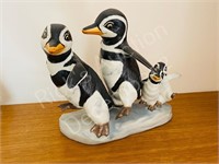 Franklin Mint Penguins - Walk this way