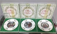 Royal Doulton Christmas plates (3)