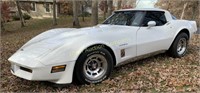 Sharp 1982 Corvette, A Real Head Turner