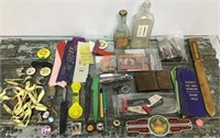 Lot of vintage/advertising items