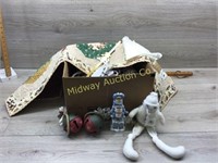 BOX OF CHRISTMAS DECORATIONS/ EXTESION CORD