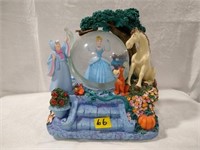 Disney Musical Snow Globe "Cinderella"