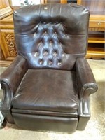 Tufted Artifical Leather Recliner