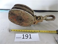 Old Block & Tackle Pulley