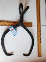 ANTIQUE BLOCK ICE TONGS