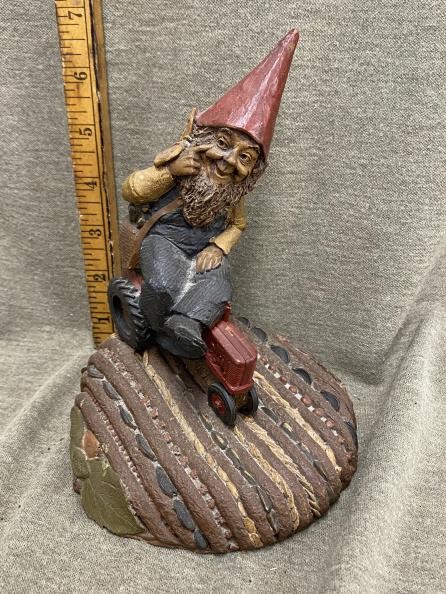 Collectibles, Household, and Christmas Gallery Auction