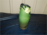Early Roseville? type vase (not marked)