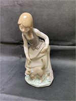 Lladro Figurine Little Girl with Cat, 8 1/4"H
