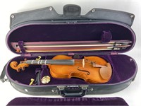 Andreas Eastman VL200 4/4 Violin & Case