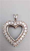 14 KT WHITE GOLD HEART PENDANT SET WITH DIAMONDS