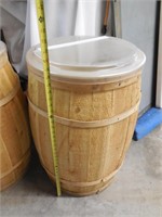 Barrel w/Grain/Food Storage Bin, Lift-Top Lid