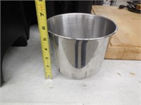 Small Stainless Steel Bowl 6"H x 6"Dia