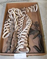 FLAT BOX OF HORSE HARNESS SPREADERS & HOBBLES