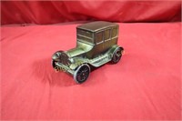 Metal Vintage Car Bank 1926 Ford *No Key