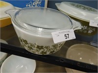 VINTAGE PYREX COVERED VEGETABLE