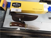 BRAND NEW BUCK VANGUARD HUNTING KNIFE