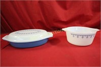 Pyrex Divided Dish w/ Lid, Bowl 2pc lot