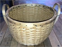 [M] ~ Vintage Blueberry Basket