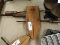 OLD LARGE WOOD CLAMP
