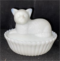 Milk glass kitten jewelry box