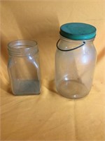 2 vintage jars