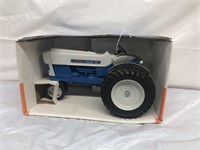 New Holland Ford 6000 commander scale models E