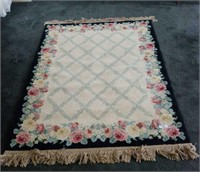 AREA RUG APPROX 4 X 6