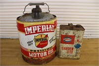 2 Vintage oil cans