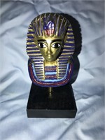 Egytian figurine